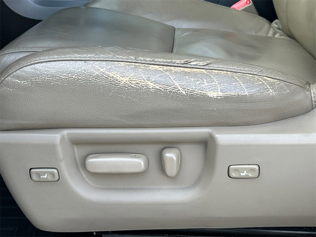 Used 2015 Toyota Sequoia SR5 image 10