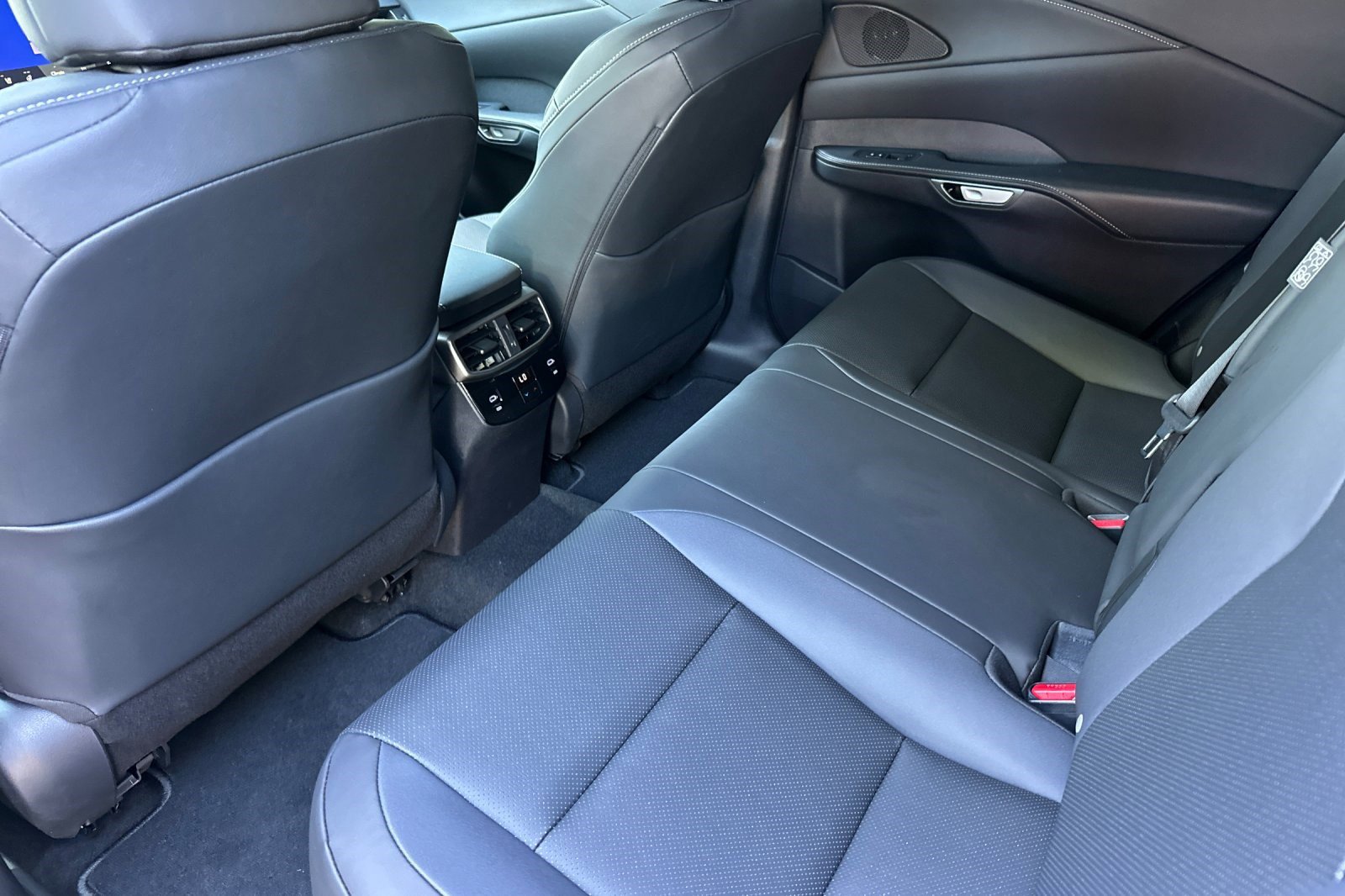 New 2026 Lexus RX 350h AWD/4WD image 11