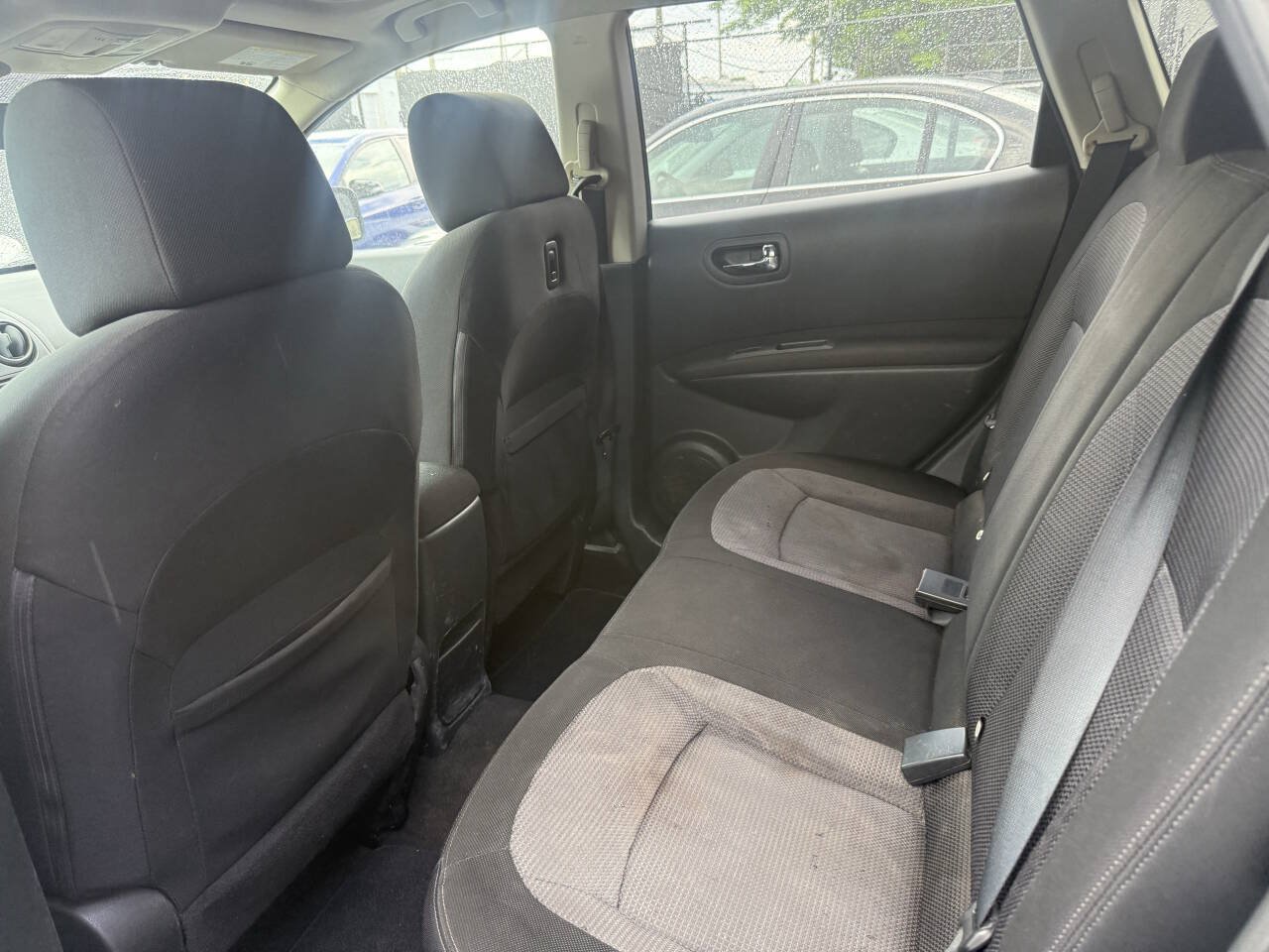 Used 2013 Nissan Rogue SV w/ Premium Pkg AWD/4WD image 3