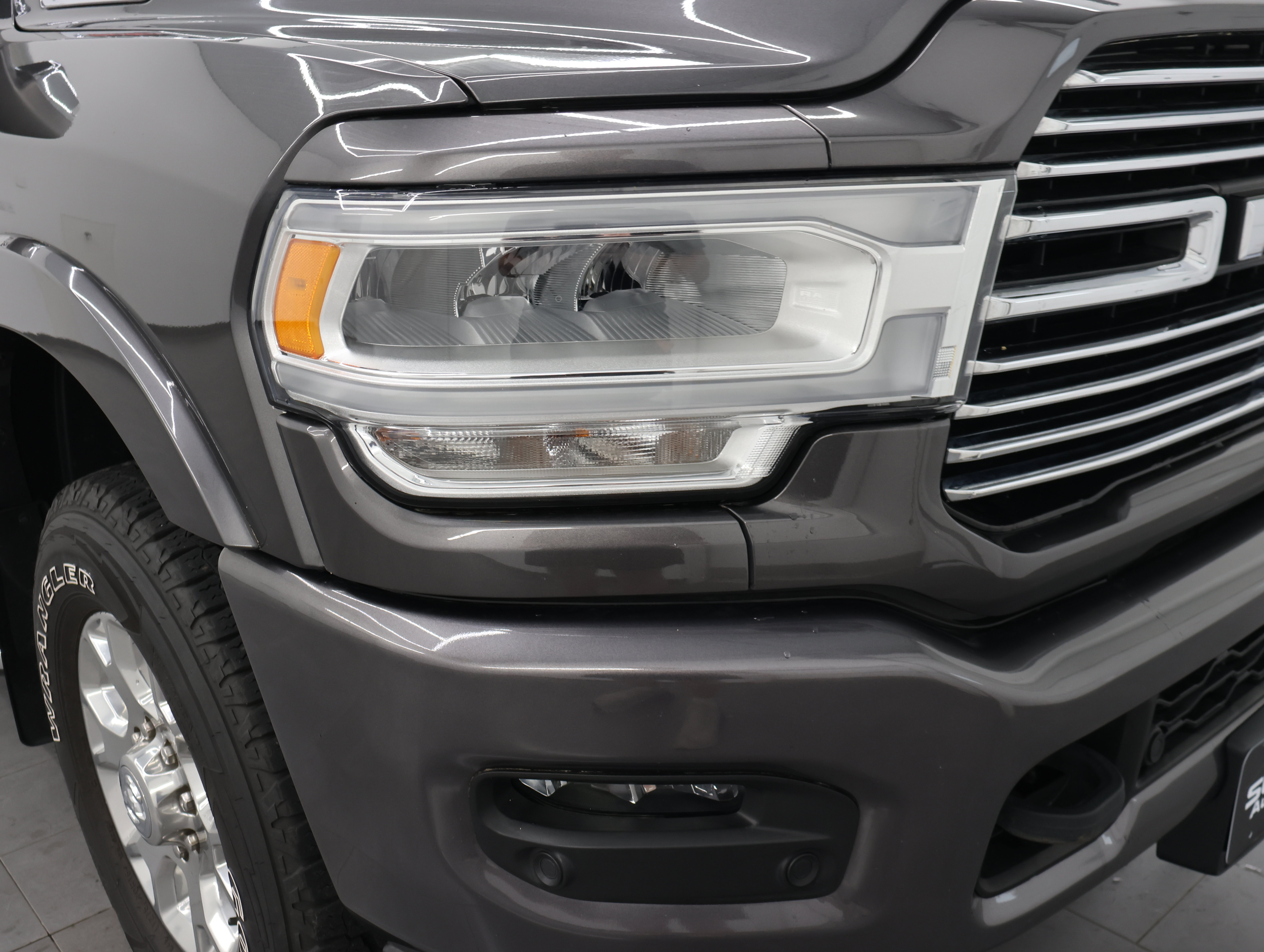 Used 2019 RAM 3500 Laramie AWD/4WD image 21