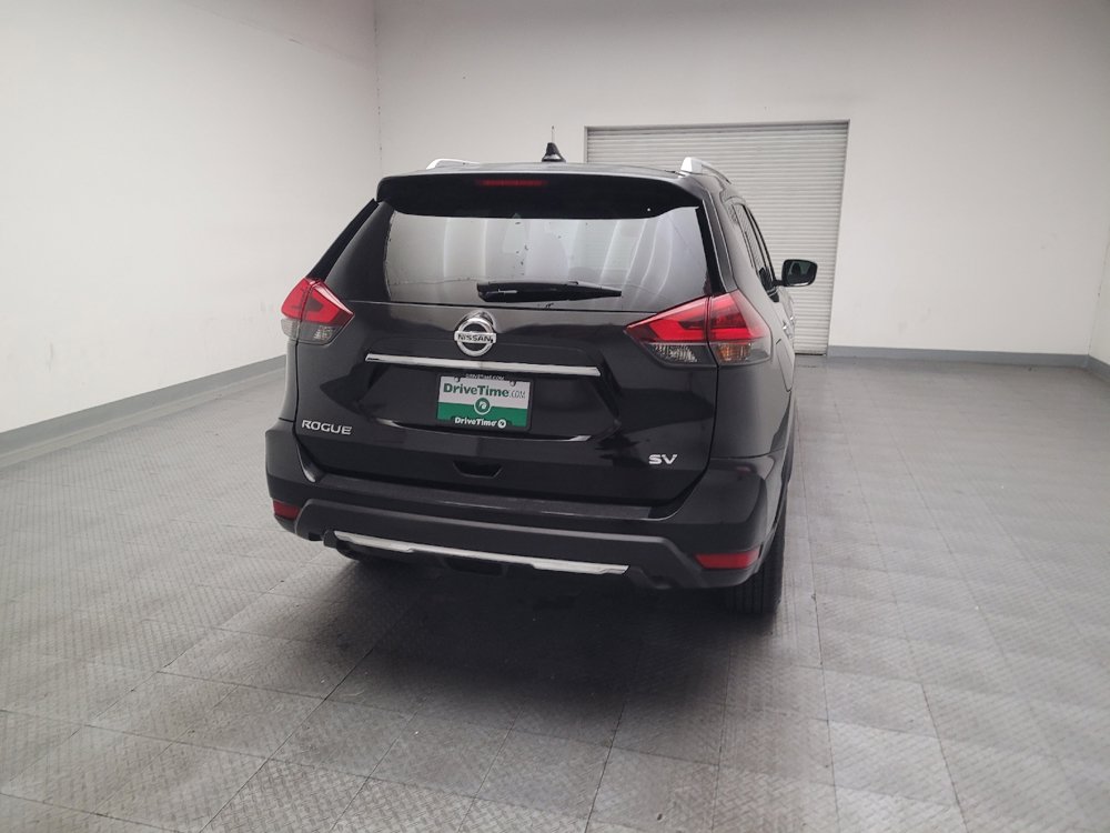 Used 2018 Nissan Rogue SV FWD image 7