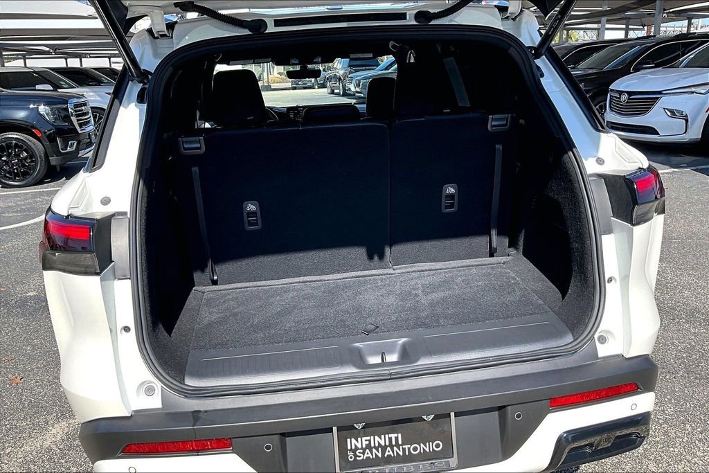 Certified 2025 INFINITI QX60 Luxe w/ Black Edition image 50