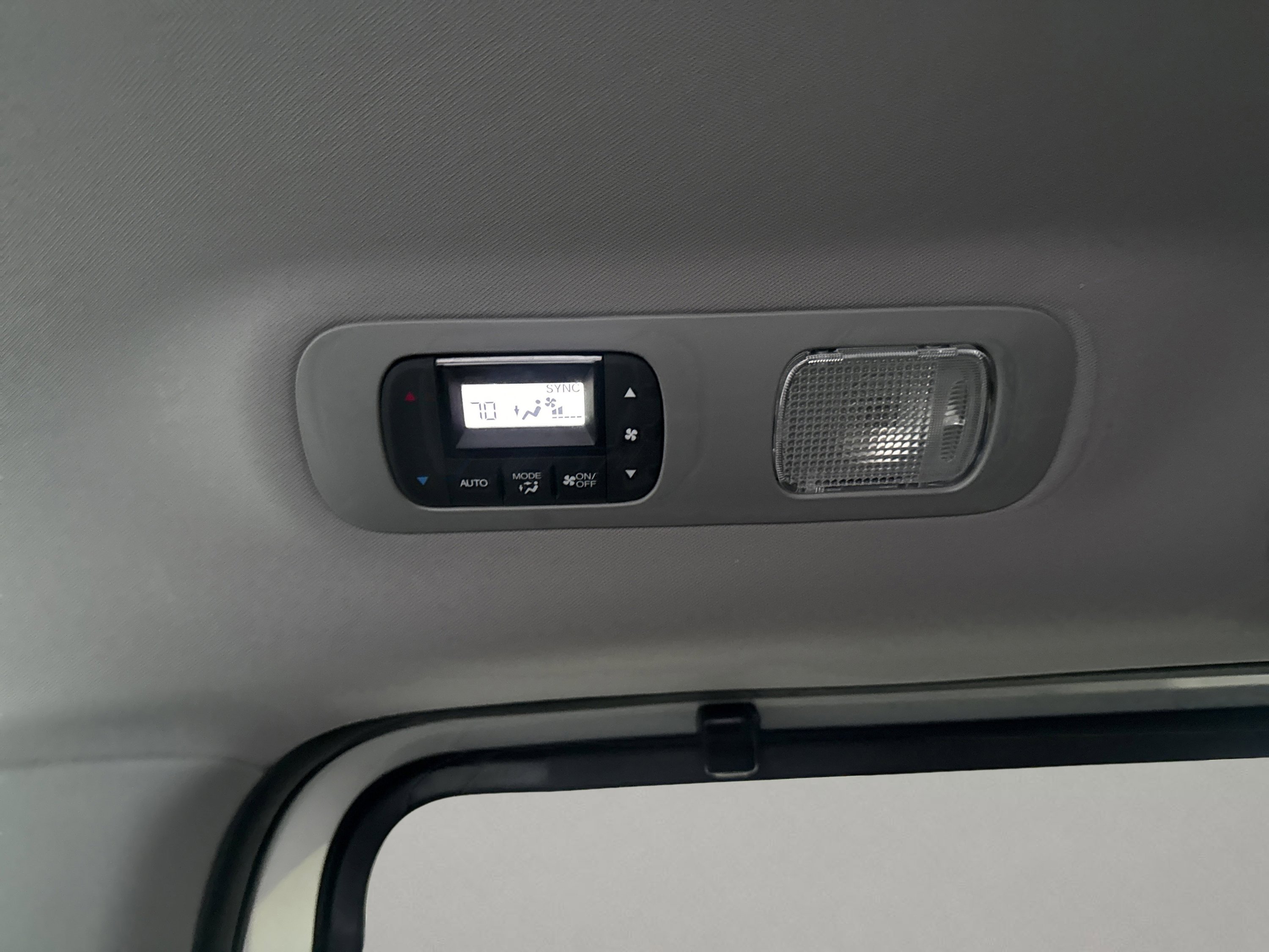 Used 2023 Honda Odyssey EX-L image 16