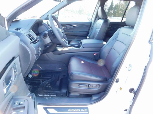 New 2026 Honda Ridgeline Black Edition image 18