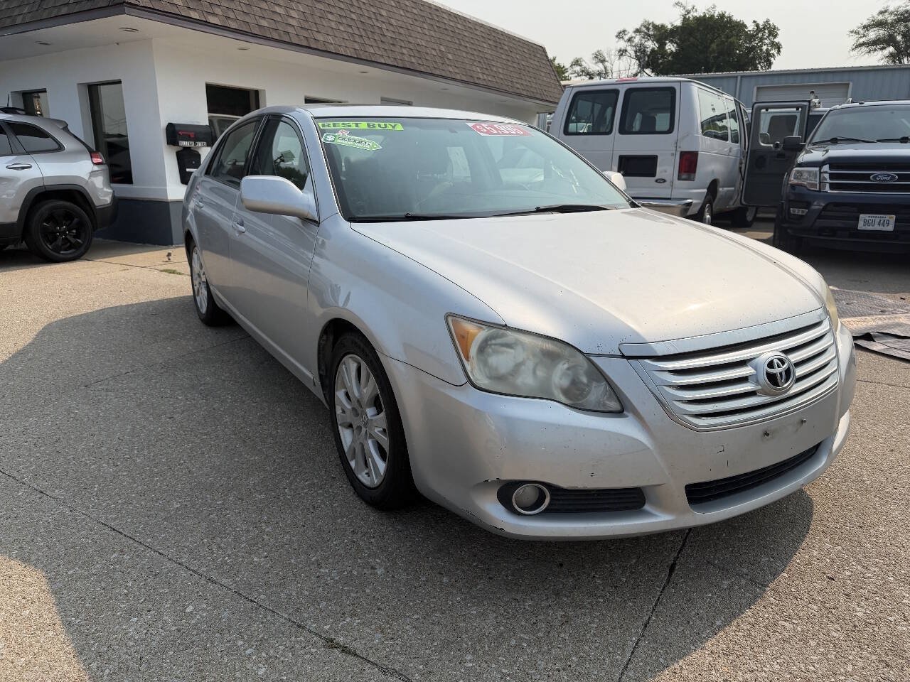 Used 2008 Toyota Avalon XLS FWD image 8