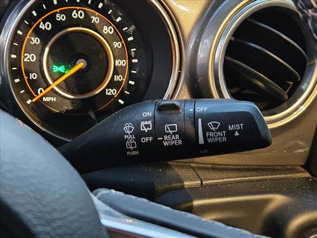 Used 2018 Jeep Wrangler Unlimited Sahara image 14