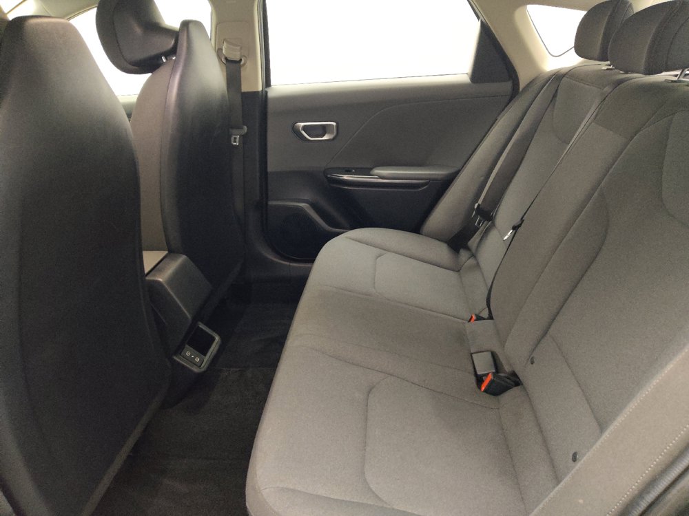 Used 2025 Kia K4 FWD image 18
