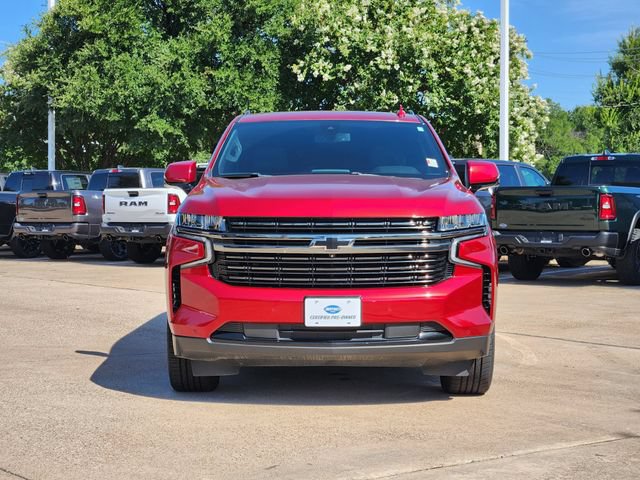 Used 2022 Chevrolet Suburban RST w/ Luxury Package AWD/4WD image 2