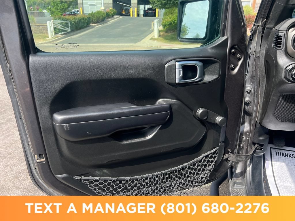 Used 2019 Jeep Wrangler Sport AWD/4WD image 10