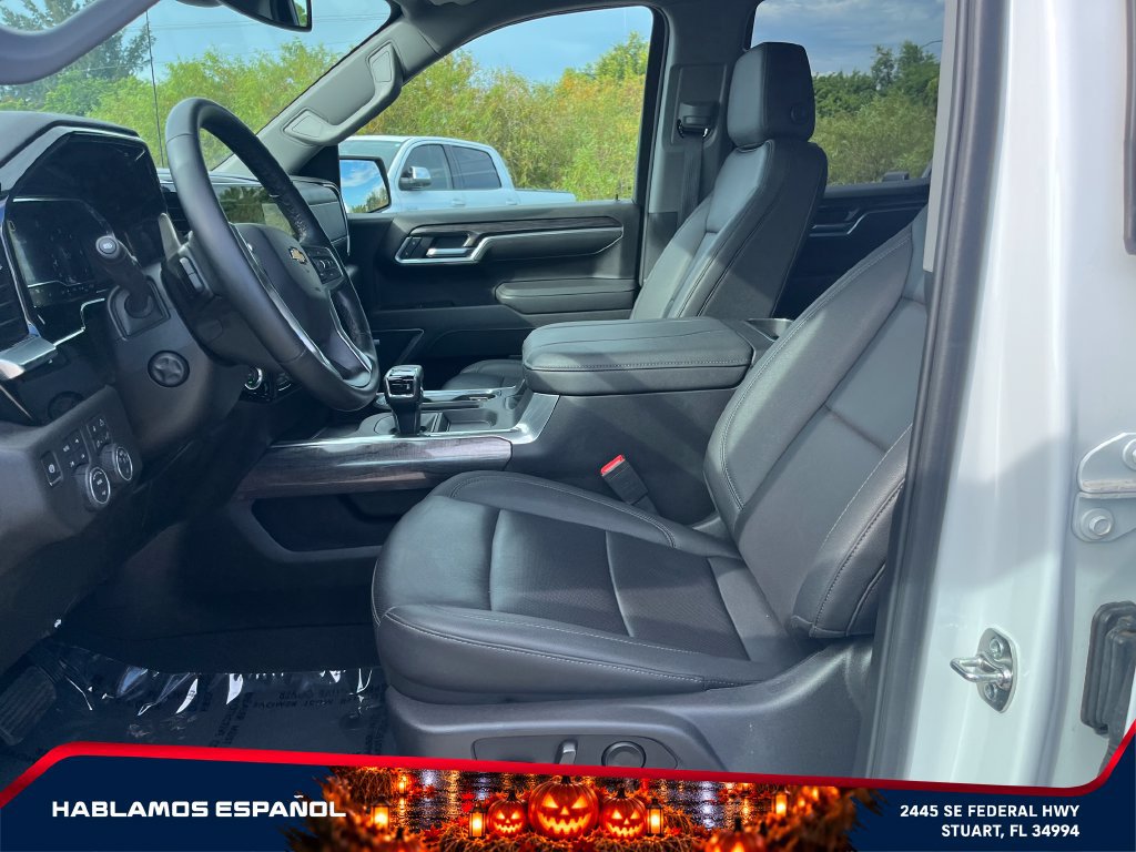 Certified 2025 Chevrolet Silverado 1500 LTZ AWD/4WD image 9