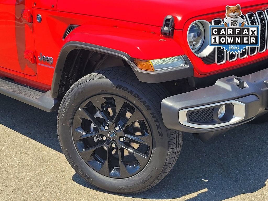 Used 2025 Jeep Wrangler Unlimited Sahara AWD/4WD image 9