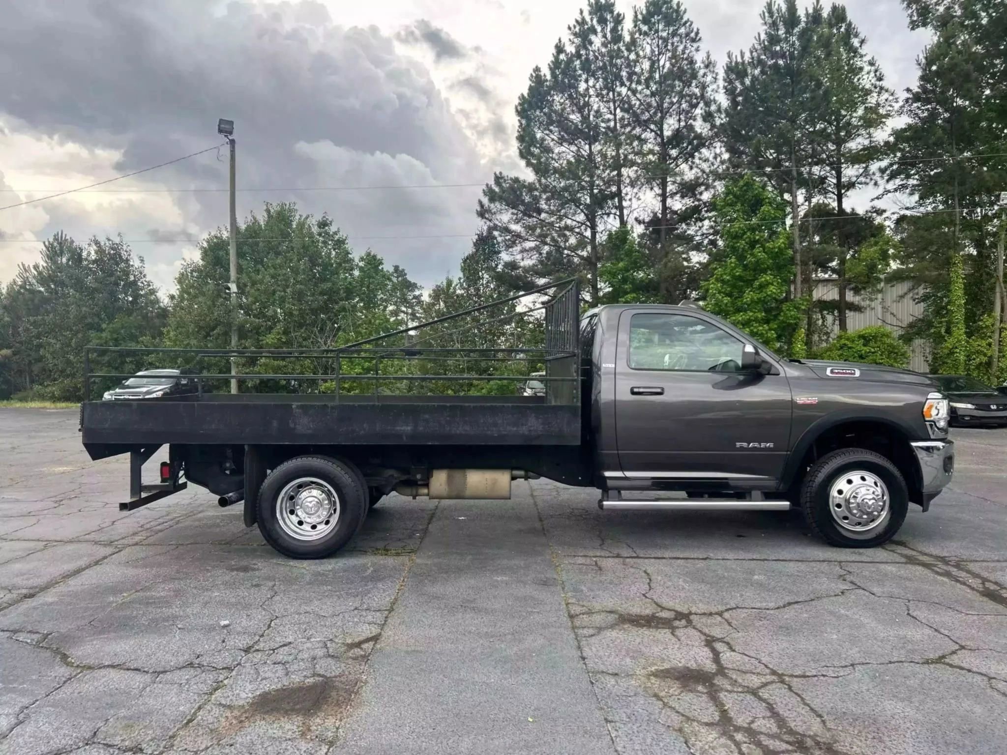 Used 2021 RAM 3500 SLT w/ Quick Order Package 2GG SLT image 6