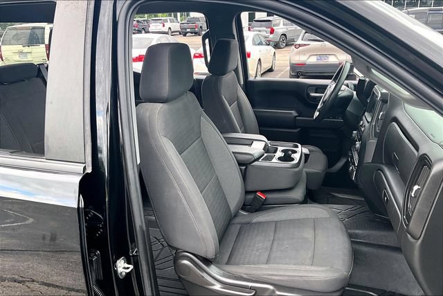 Used 2023 Chevrolet Silverado 1500 Custom AWD/4WD image 30