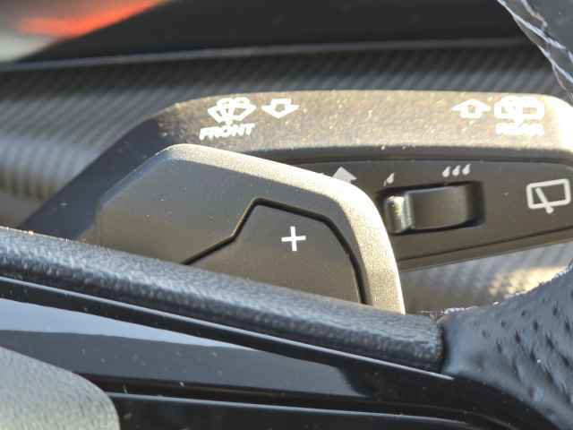 New 2025 Audi SQ5 Prestige image 22