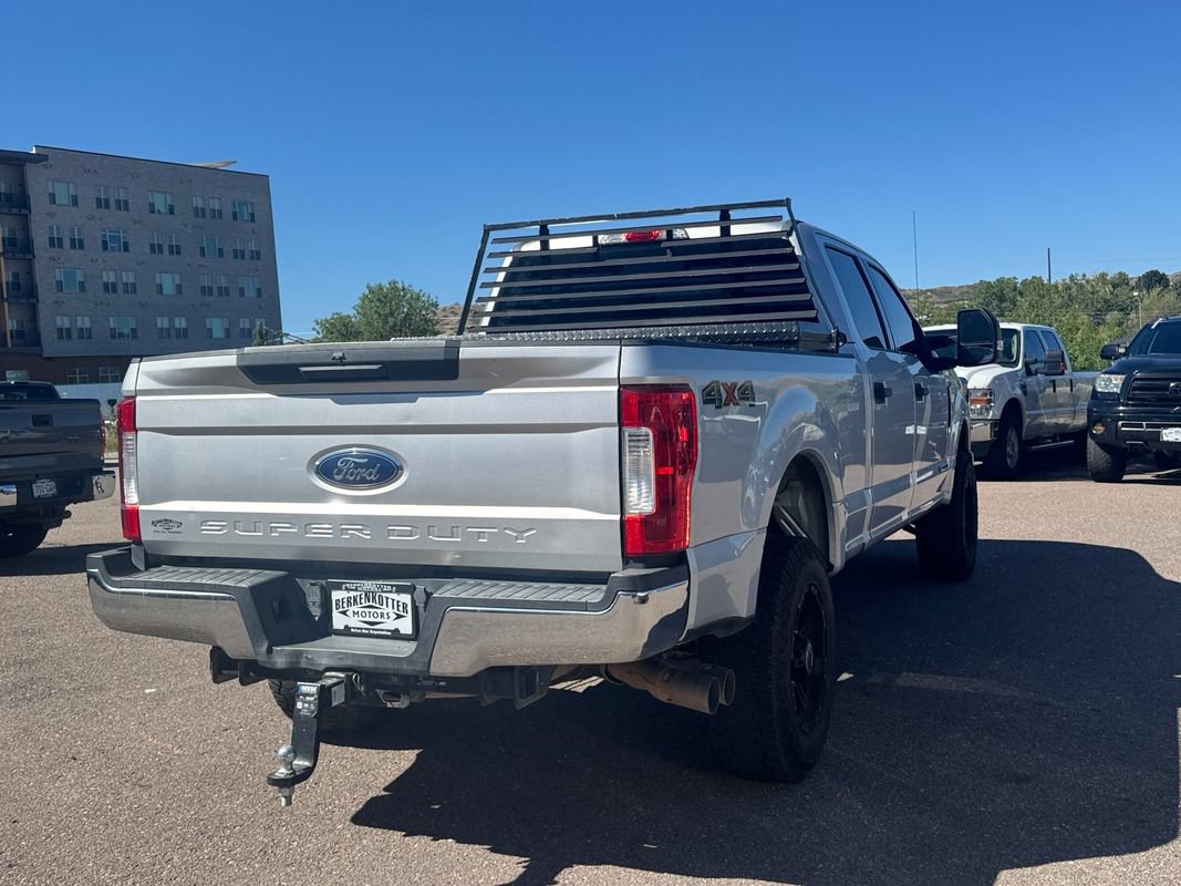 Used 2018 Ford F250 XLT AWD/4WD image 7