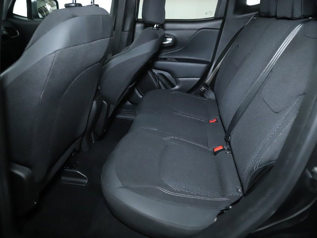 Used 2023 Jeep Renegade Latitude w/ Premium Group image 14