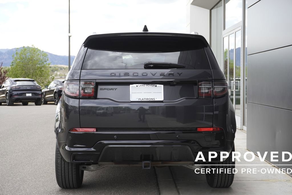 Used 2025 Land Rover Discovery Sport Dynamic SE image 6