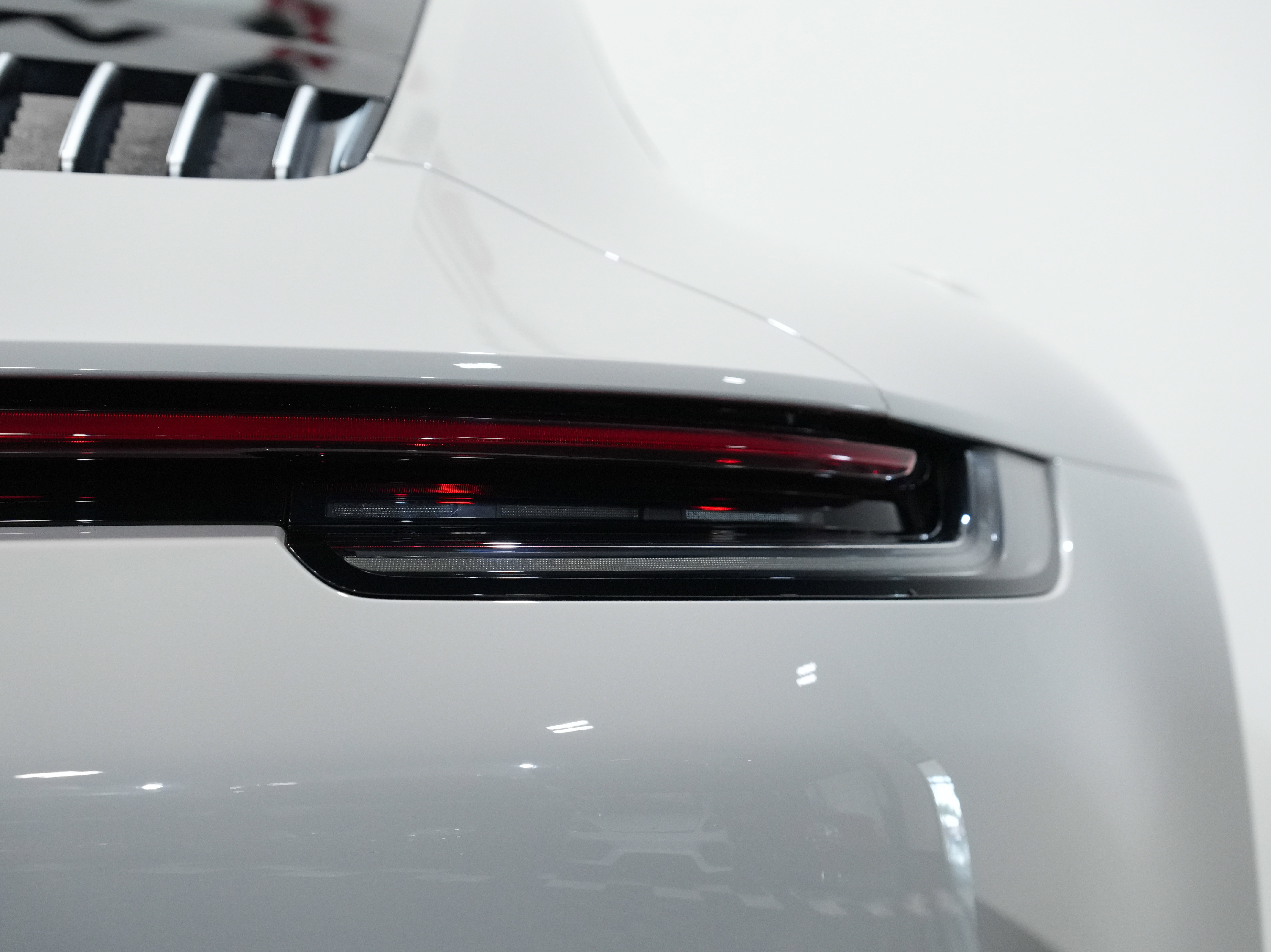 Used 2020 Porsche 911 Carrera 4S image 18