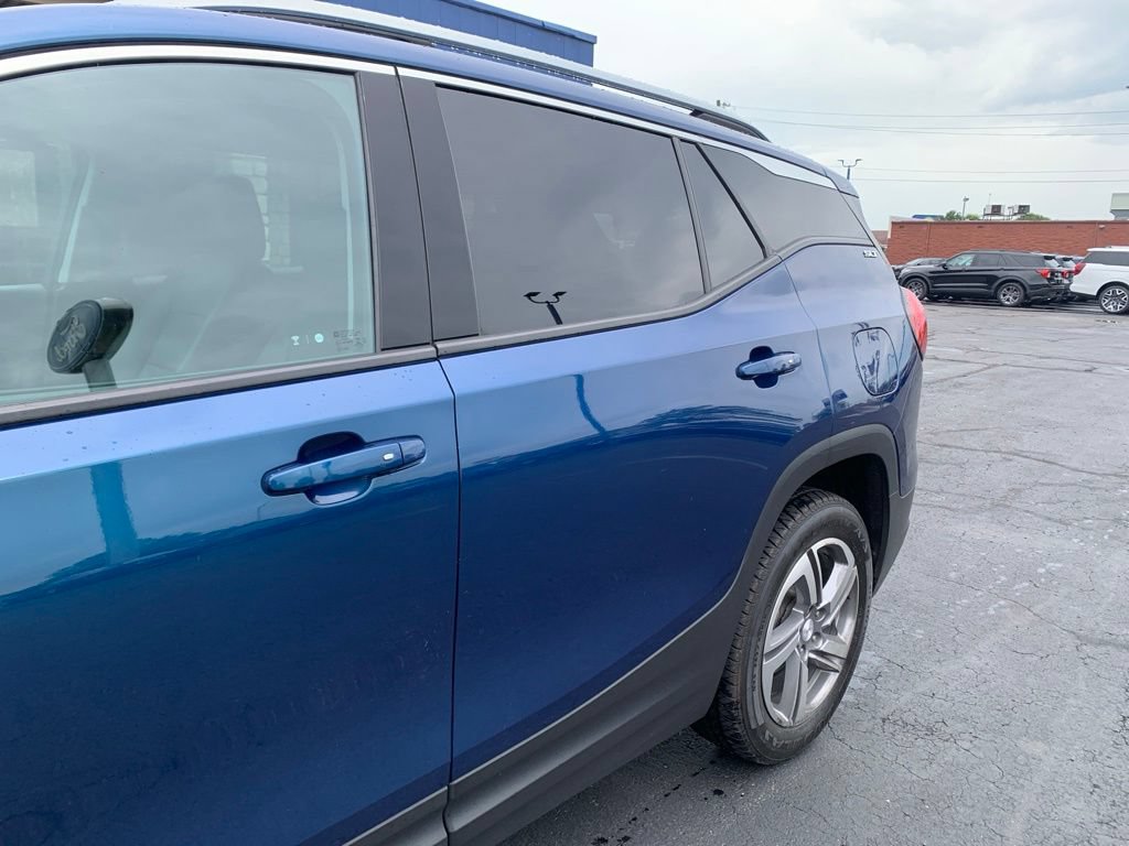 Used 2020 GMC Terrain SLT AWD/4WD image 11