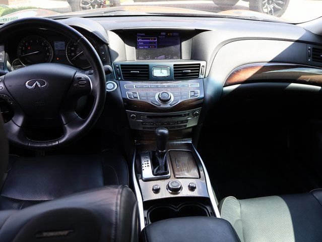 Used 2012 INFINITI M37 x w/ Deluxe Touring Pkg AWD/4WD image 17