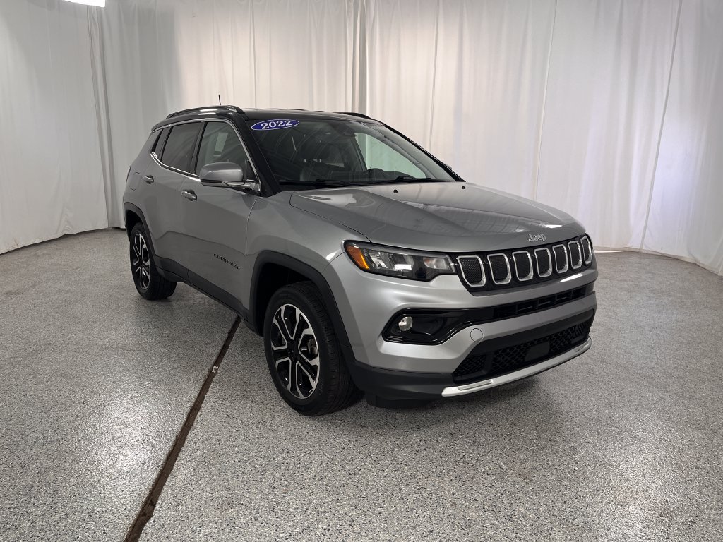 Used 2022 Jeep Compass Limited AWD/4WD image 12