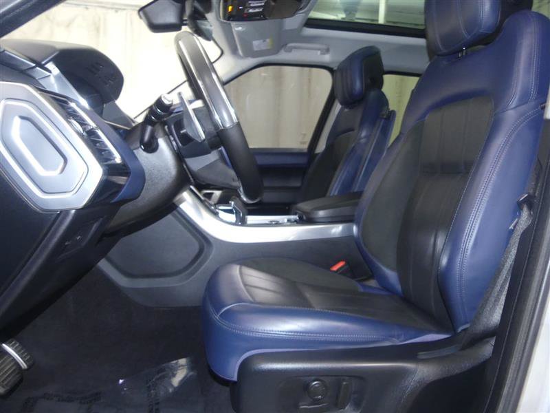 Used 2020 Land Rover Range Rover Sport HST AWD/4WD image 24