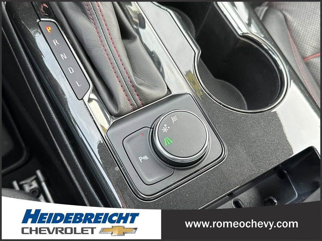 Used 2019 Chevrolet Blazer RS w/ Sun and Wheels Package image 34