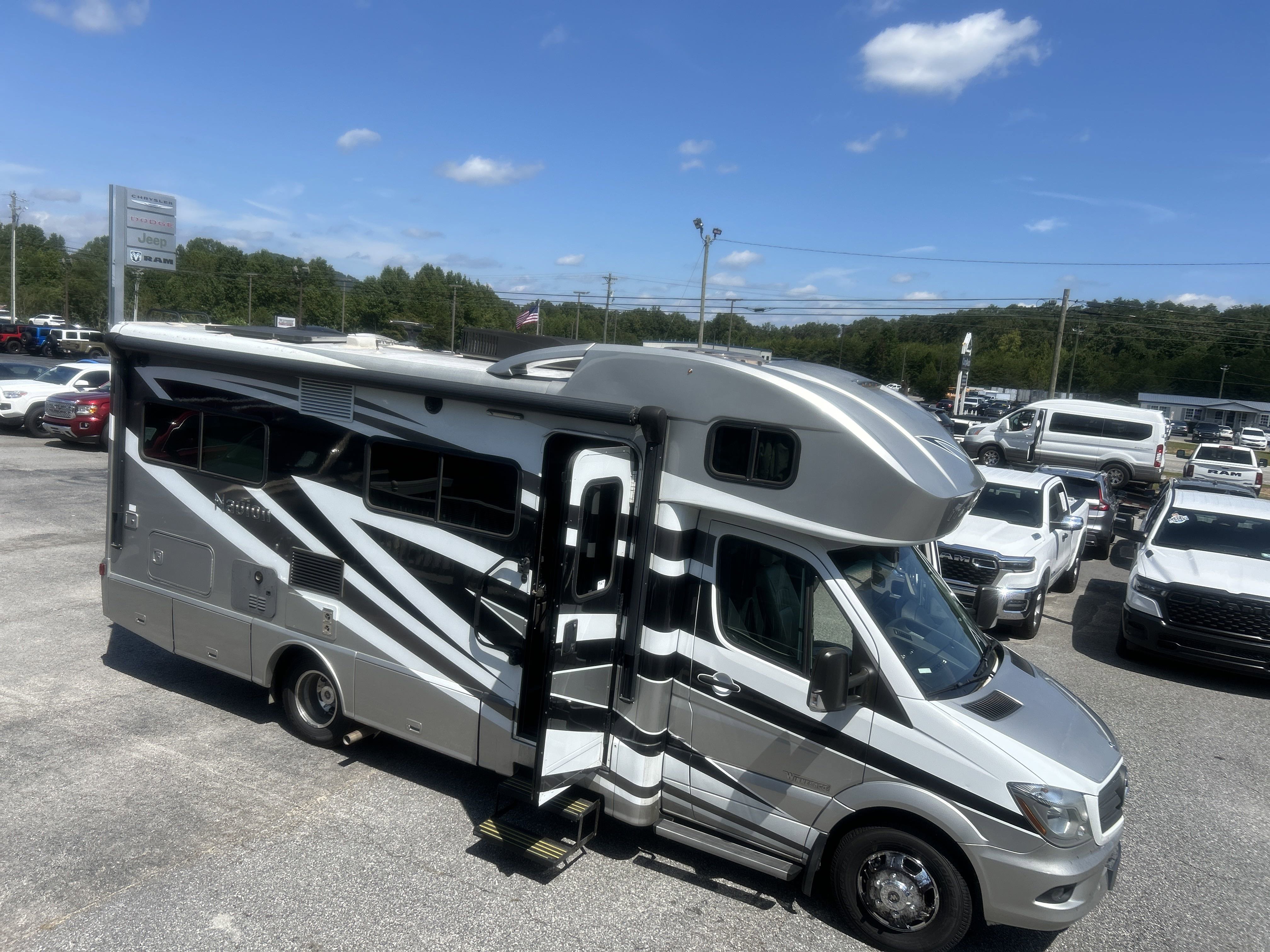 Used 2015 Mercedes-Benz Sprinter 3500 image 13