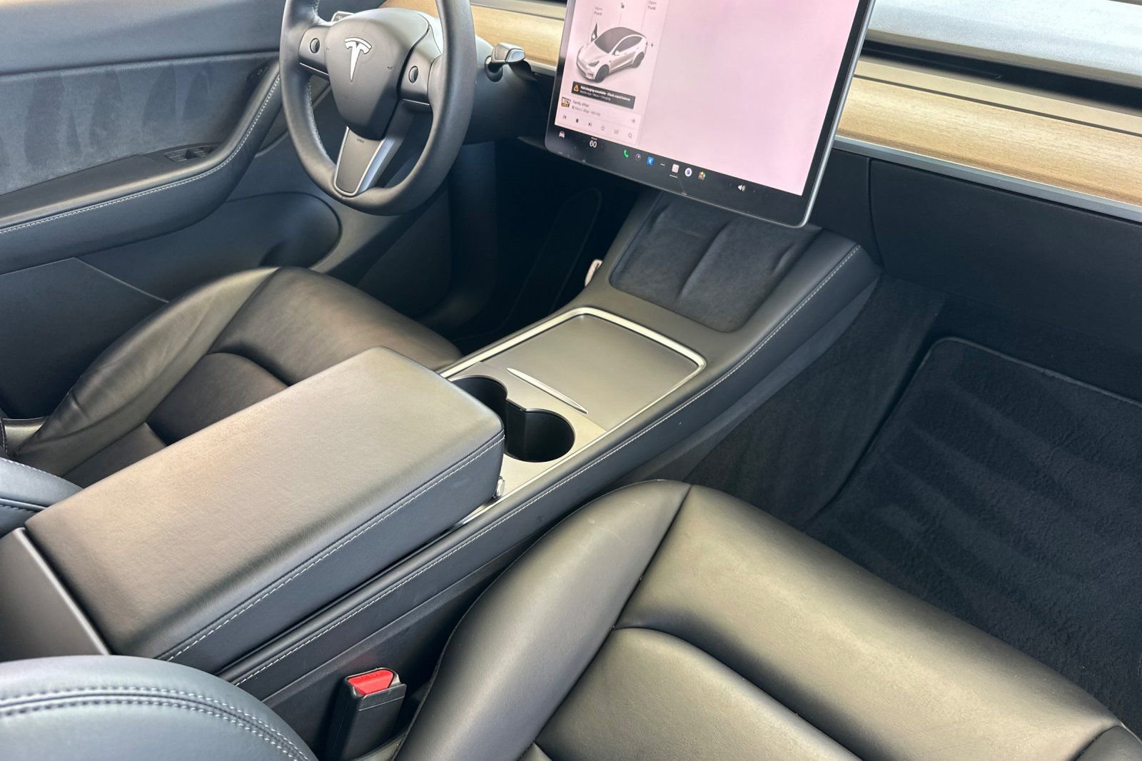 Used 2022 Tesla Model Y Performance image 16