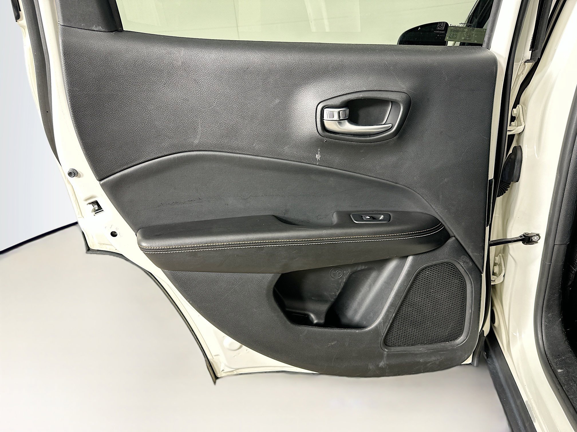 Used 2020 Jeep Compass Sport image 26