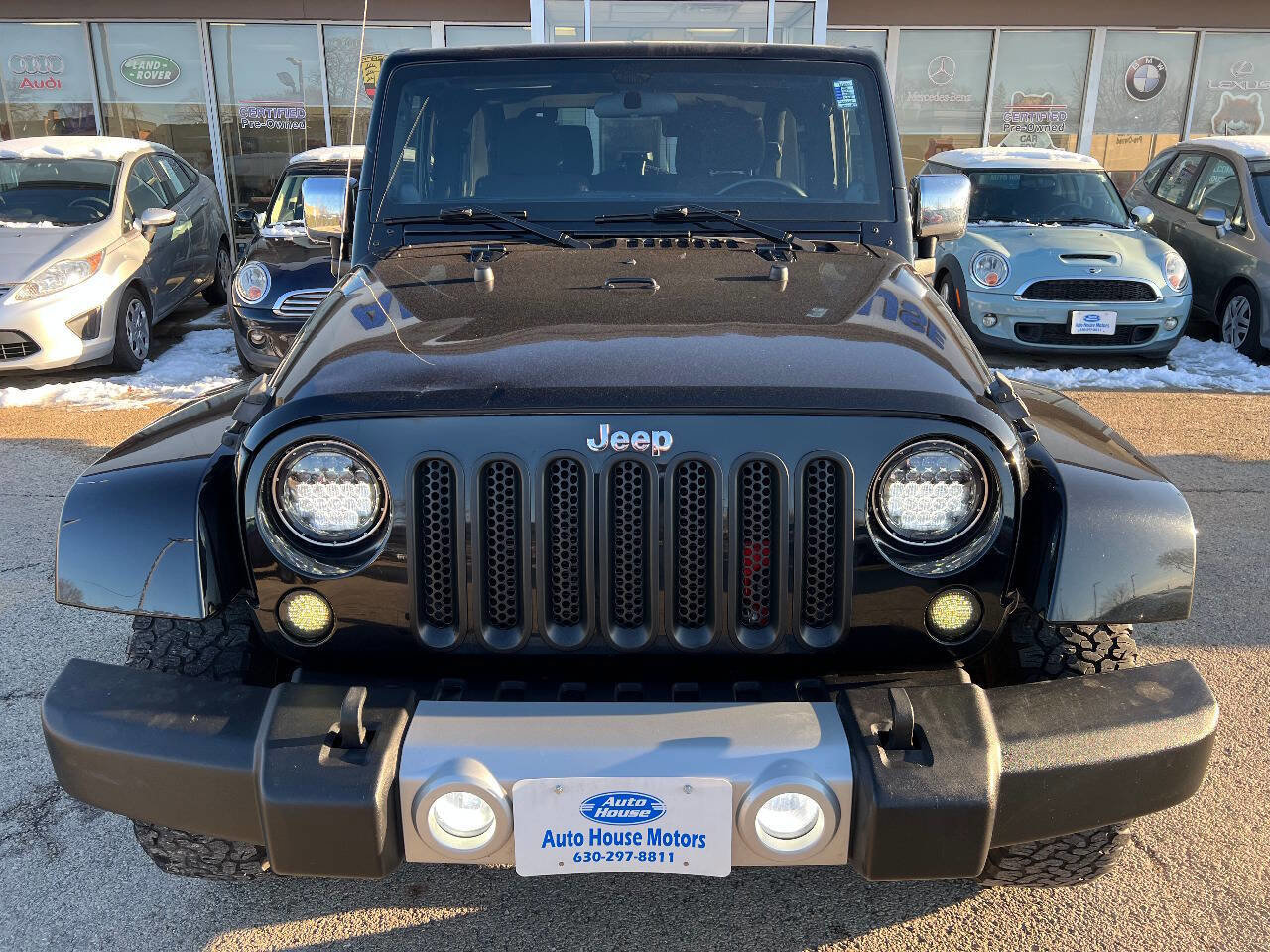 Used 2011 Jeep Wrangler Sahara image 5