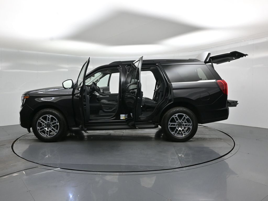 New 2026 Ford Expedition Active AWD/4WD image 34
