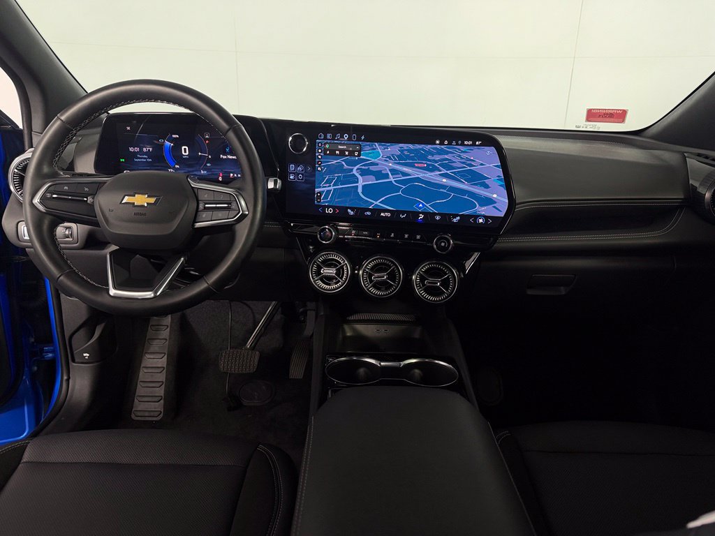 Used 2024 Chevrolet Blazer EV LT AWD/4WD image 12