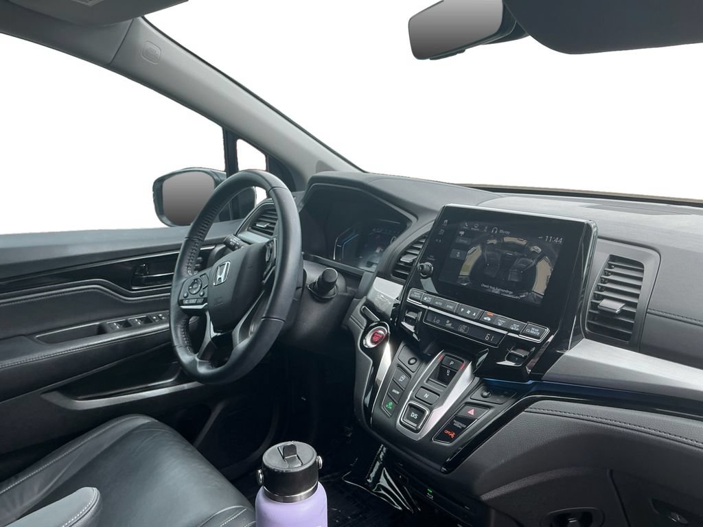 Used 2023 Honda Odyssey Touring image 16
