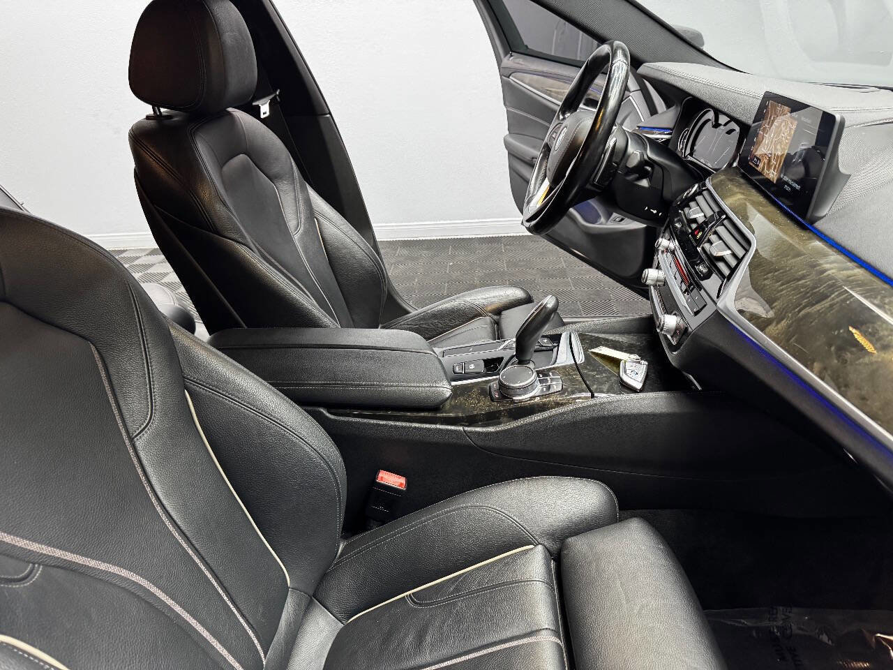 Used 2018 BMW 530i image 52