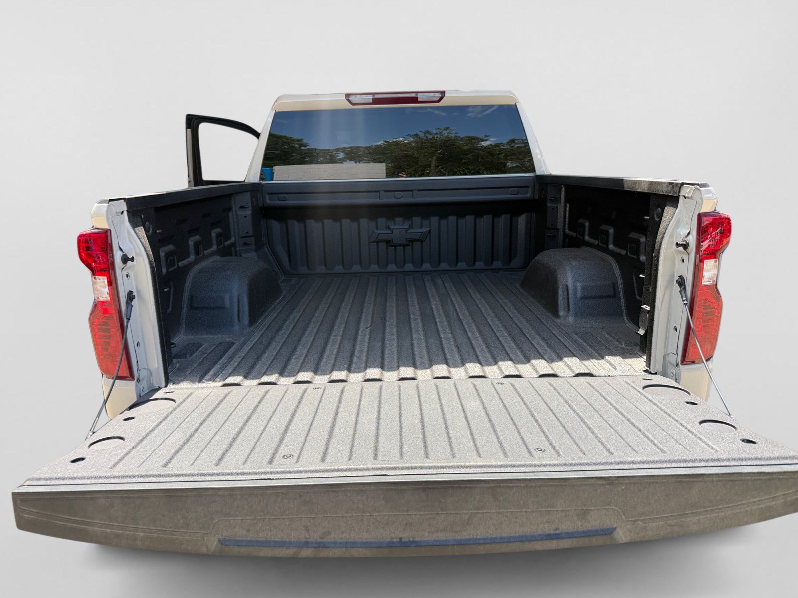 New 2026 Chevrolet Silverado 1500 Custom Trail Boss AWD/4WD image 17