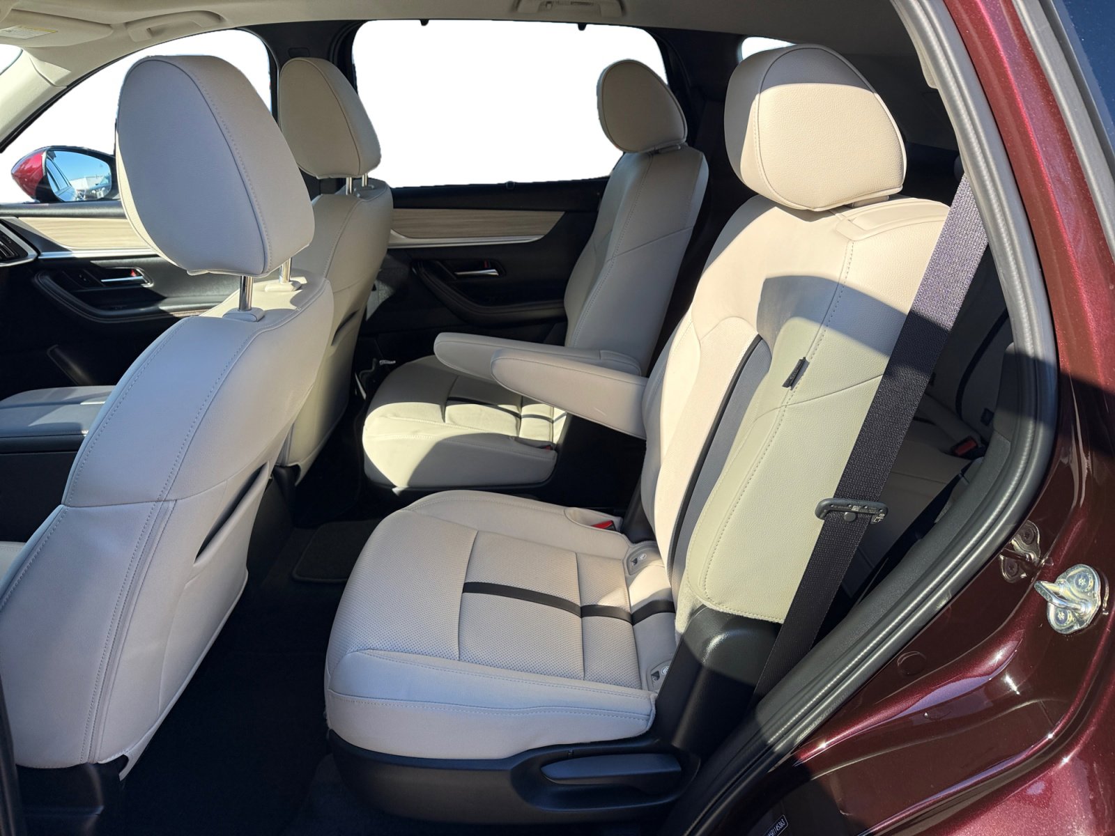 Certified 2024 MAZDA CX-90 Plug-In Hybrid w/ Premium Pkg image 16