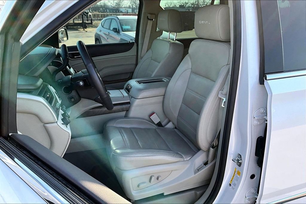 Used 2018 GMC Yukon Denali w/ Denali Ultimate Package image 33