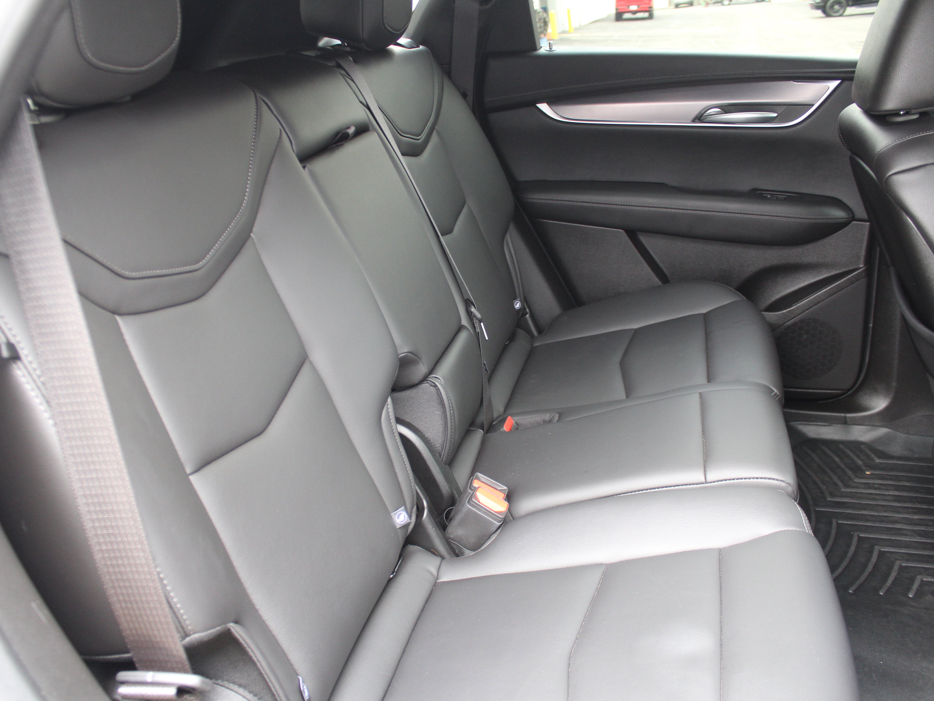 Used 2025 Cadillac XT5 Luxury image 24