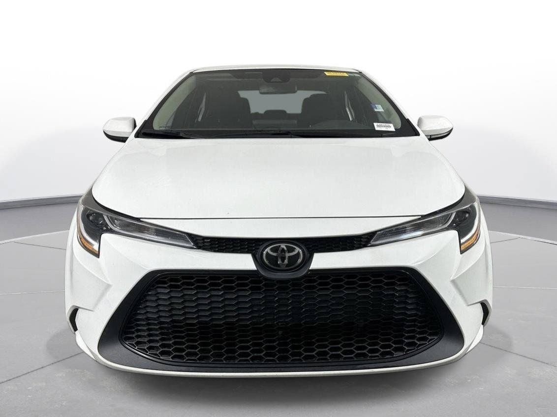 Certified 2022 Toyota Corolla LE FWD image 3