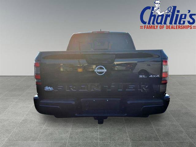 Certified 2024 Nissan Frontier SL image 5