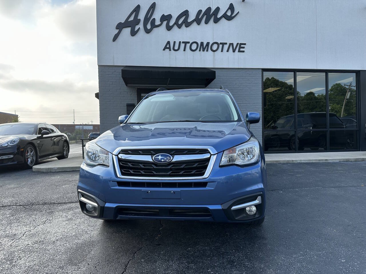 Used 2018 Subaru Forester 2.5i Limited AWD/4WD image 3