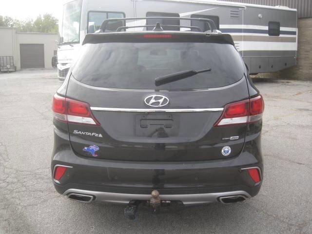 Used 2017 Hyundai Santa Fe AWD w/ SE Ultimate Tech Package 03 image 6