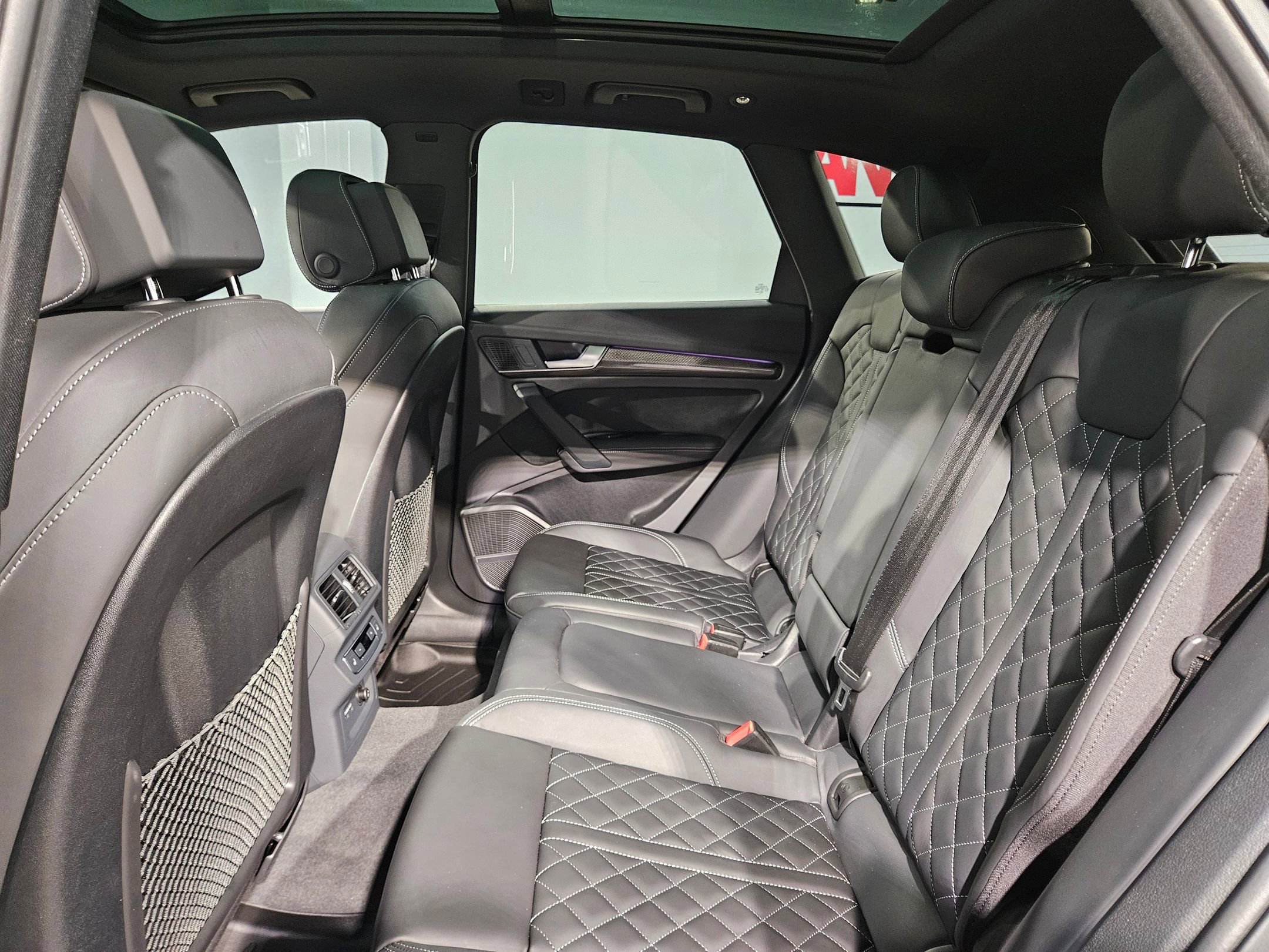 Used 2024 Audi SQ5 Prestige image 36