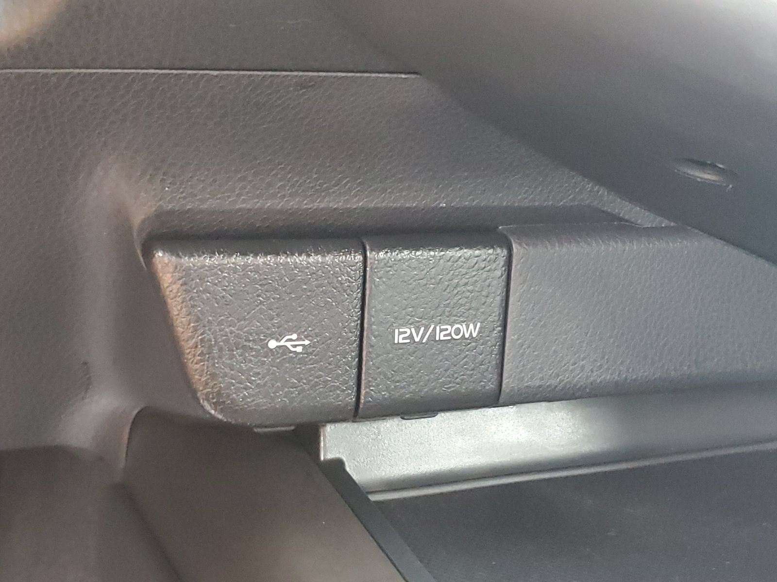 Certified 2024 Toyota Camry SE FWD image 27