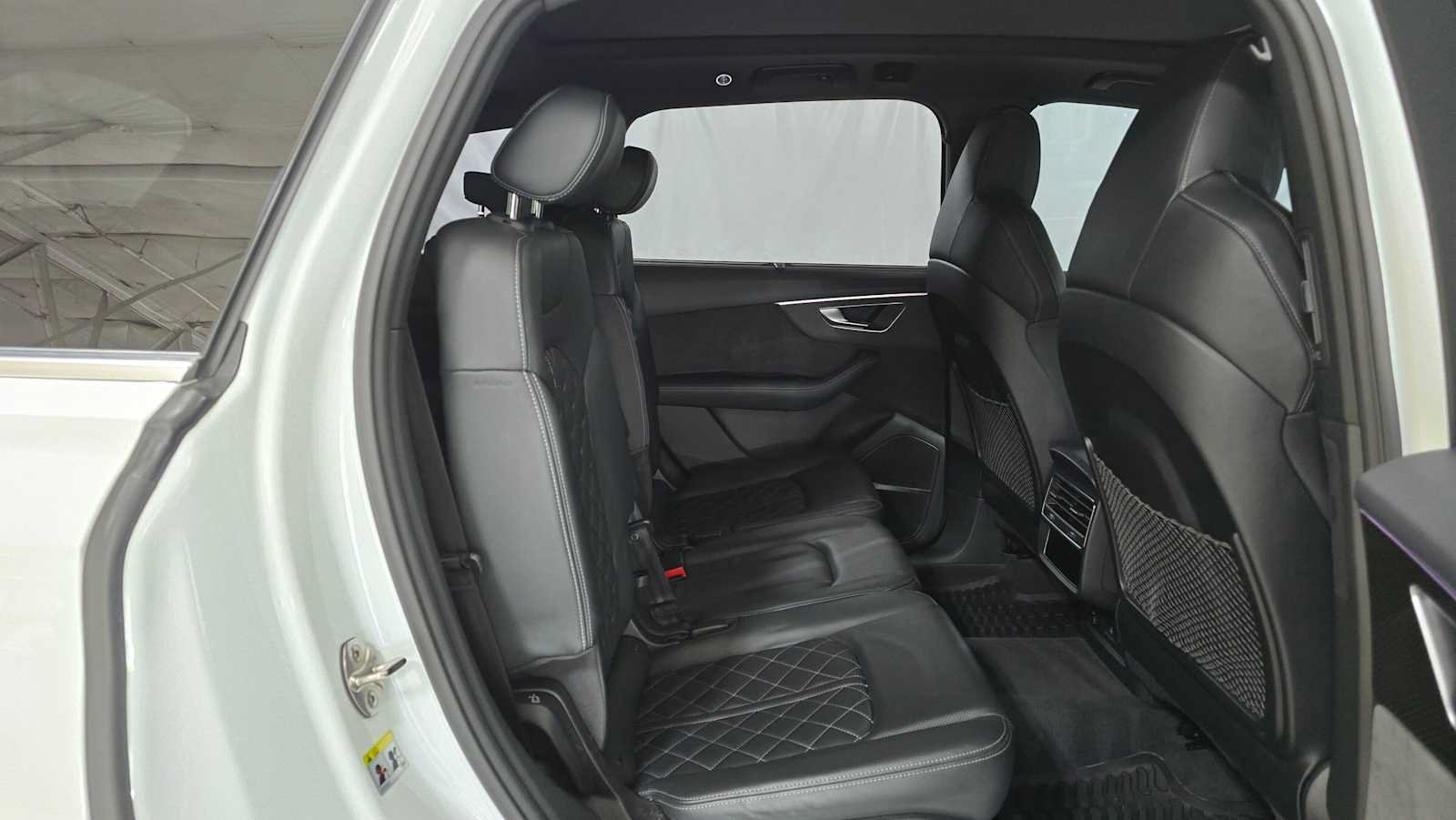 Used 2022 Audi SQ7 Prestige w/ Prestige Package AWD/4WD image 12