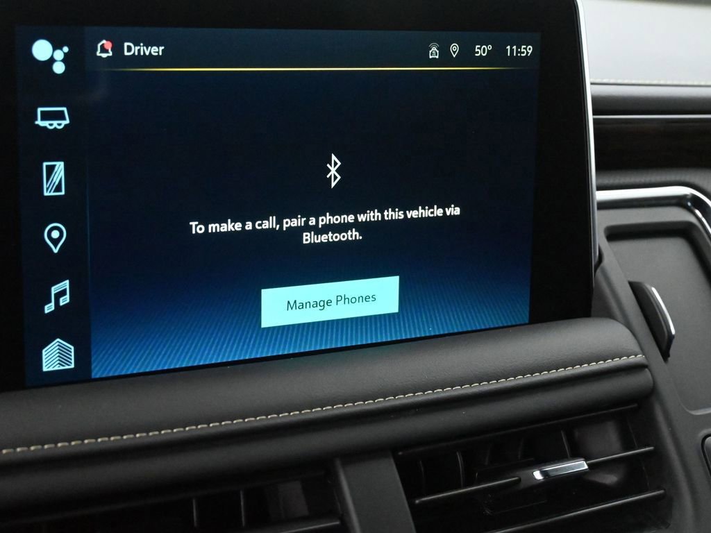 Used 2024 Chevrolet Suburban Premier image 32