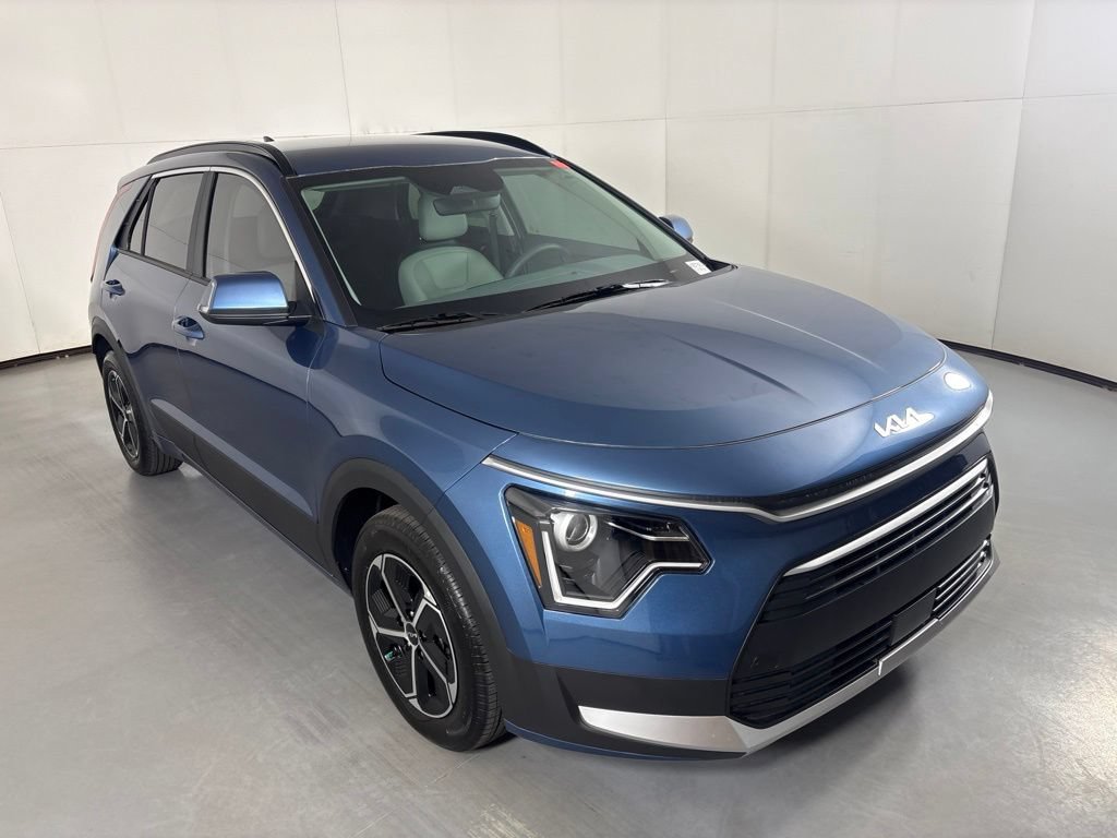 New 2026 Kia Niro EX FWD image 2