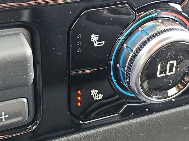 Certified 2025 GMC Sierra 1500 Elevation image 37