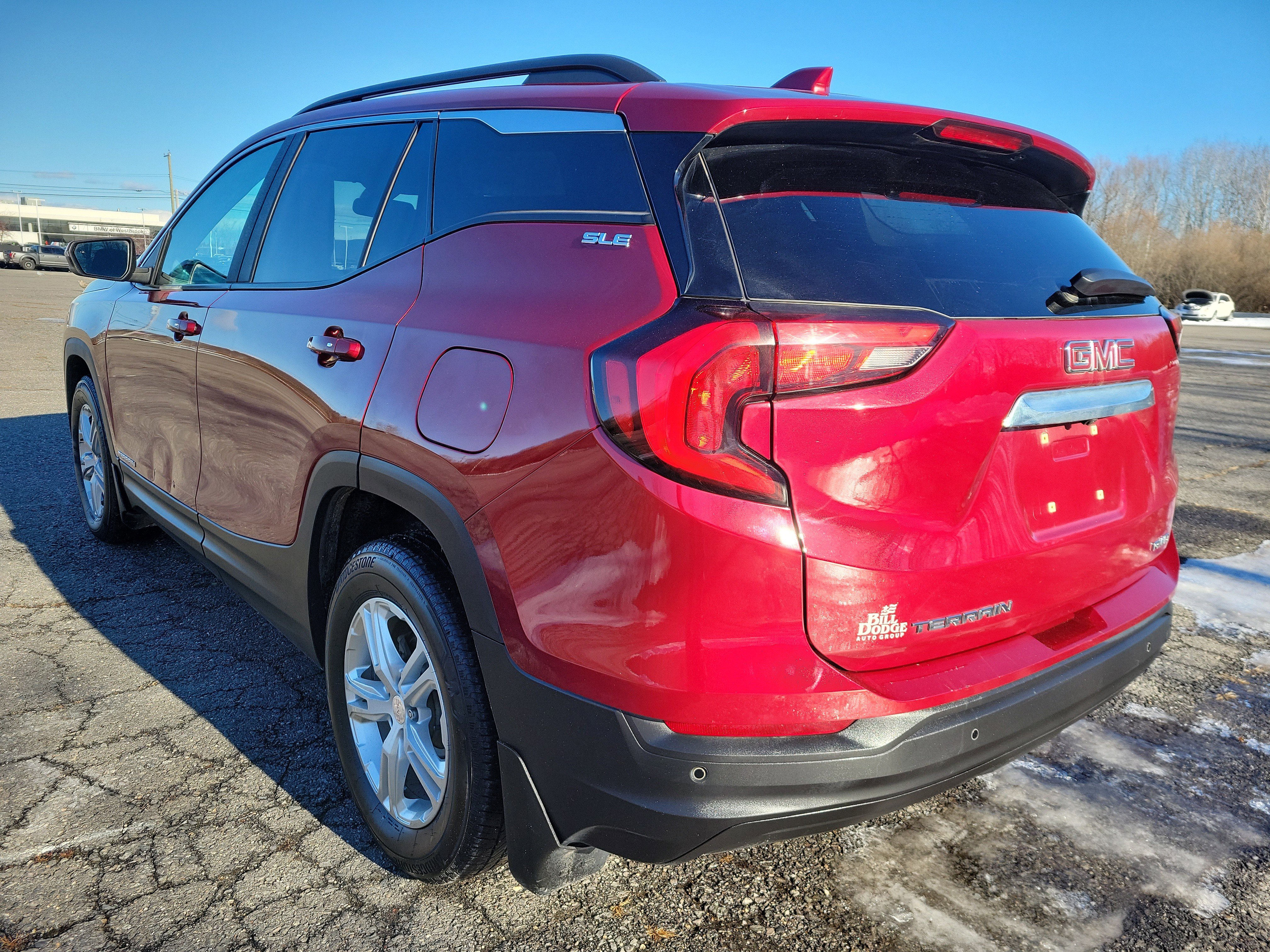 Used 2021 GMC Terrain SLE w/ Driver Convenience Package image 7